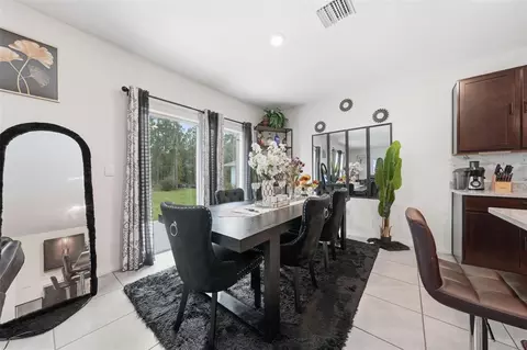 Dining - 62 Hickory Course Cir, Ocala, FL 34472 photo 2 of 3