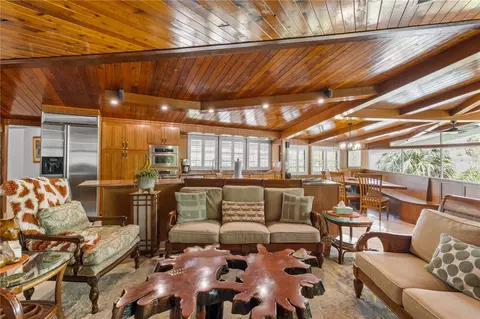 Living - 1830 SE 3rd Ct, Crystal River, FL 34429 photo 1 of 3