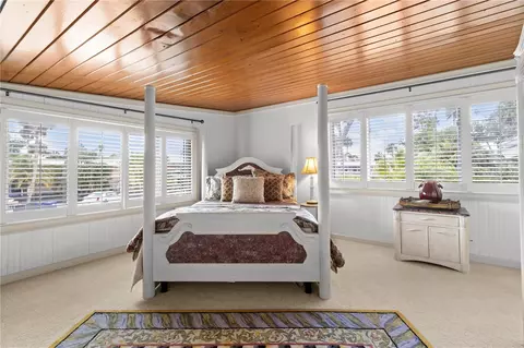 Bedroom - 1830 SE 3rd Ct, Crystal River, FL 34429 photo 4 of 7