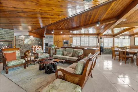 Living - 1830 SE 3rd Ct, Crystal River, FL 34429 photo 2 of 3