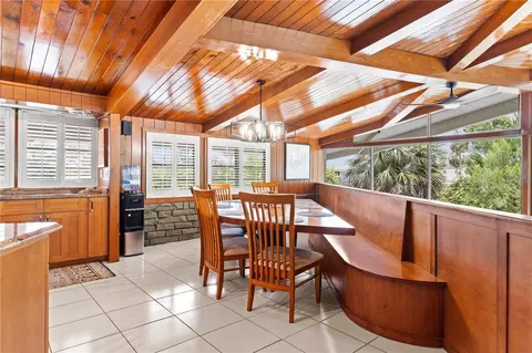 Dining - 1830 SE 3rd Ct, Crystal River, FL 34429 photo 2 of 2