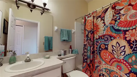 Bath - 2579 Stardust Ave, Eustis, FL 32726 photo 2 of 2