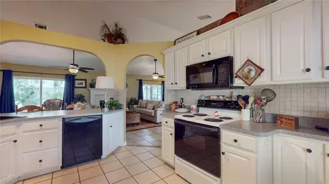 Kitchen - 2579 Stardust Ave, Eustis, FL 32726 photo 1 of 2