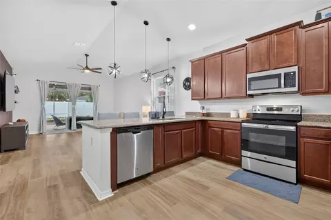 Kitchen - 1450 Osprey Ridge Dr, Eustis, FL 32736 photo 1 of 3
