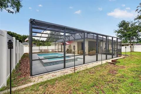Exterior - 1450 Osprey Ridge Dr, Eustis, FL 32736 photo 8 of 10