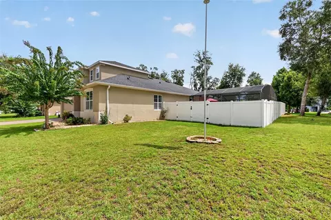 Exterior - 1450 Osprey Ridge Dr, Eustis, FL 32736 photo 9 of 10