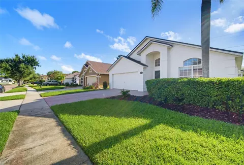 5251 Los Palma Vista Dr, Orlando, FL 32837