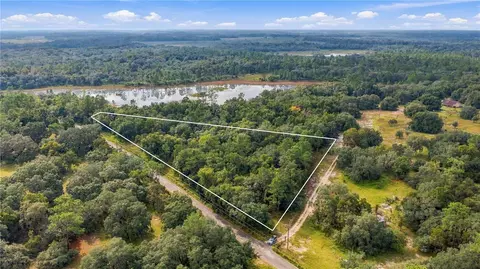 10442 E Moccasin Slough Rd, Inverness, FL 34450