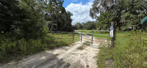10400 E Moccasin Slough Rd, Inverness, FL 34450