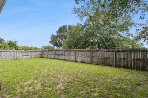 Exterior - 2657 Winchester Cir, Eustis, FL 32726 photo 4 of 5