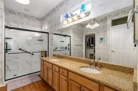 Bath - 9588 SE 124th Loop, Summerfield, FL 34491 photo 2 of 6