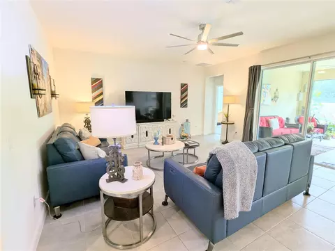Living - 2333 Farnham Dr, Ocoee, FL 34761 photo 1 of 4