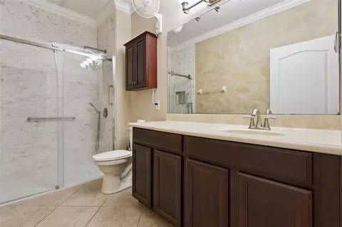 Bath - 3065 Murano Ct, Mount Dora, FL 32757 photo 1 of 5