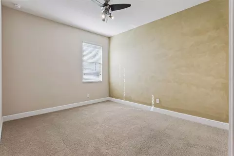 Bedroom - 3065 Murano Ct, Mount Dora, FL 32757 photo 5 of 6