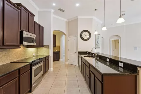 Kitchen - 3065 Murano Ct, Mount Dora, FL 32757 photo 2 of 3