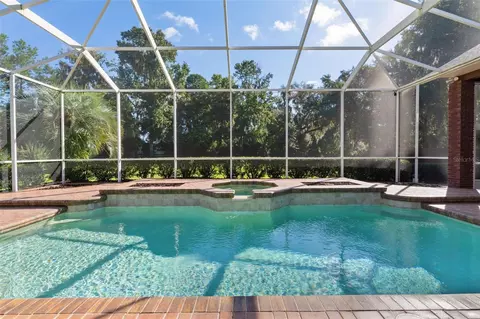 Exterior - 812 SE 36th Ln, Ocala, FL 34471 photo 6 of 21