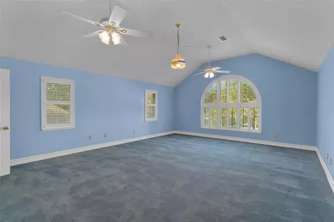 Bedroom - 812 SE 36th Ln, Ocala, FL 34471 photo 10 of 14