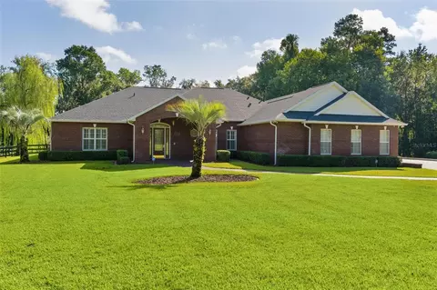 Exterior - 812 SE 36th Ln, Ocala, FL 34471 photo 17 of 21