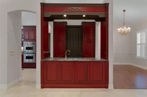 Kitchen - 812 SE 36th Ln, Ocala, FL 34471 photo 9 of 9