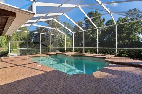 Exterior - 812 SE 36th Ln, Ocala, FL 34471 photo 7 of 21