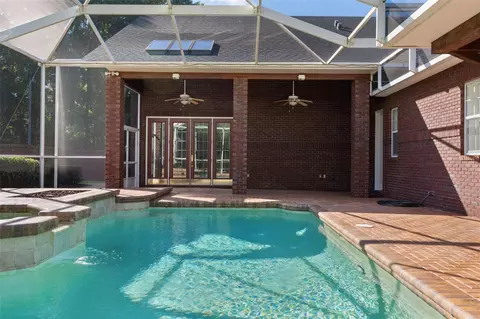 Exterior - 812 SE 36th Ln, Ocala, FL 34471 photo 10 of 21