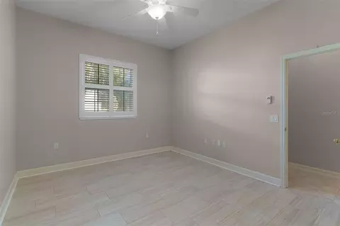 Bedroom - 812 SE 36th Ln, Ocala, FL 34471 photo 6 of 14