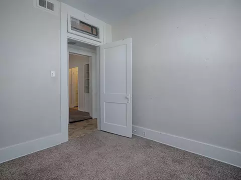 Bedroom - 422 E 426 E Citrus Ave, Eustis, FL 32726 photo 9 of 19