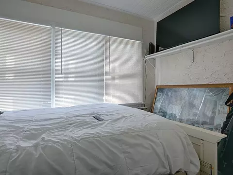 Bedroom - 422 E 426 E Citrus Ave, Eustis, FL 32726 photo 16 of 19