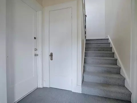 Entry Way - 422 E 426 E Citrus Ave, Eustis, FL 32726 photo 6 of 6
