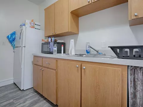 Kitchen - 422 E 426 E Citrus Ave, Eustis, FL 32726 photo 11 of 14
