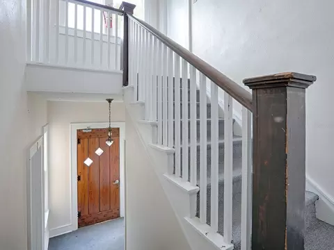Entry Way - 422 E 426 E Citrus Ave, Eustis, FL 32726 photo 5 of 6
