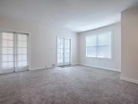 Living - 422 E 426 E Citrus Ave, Eustis, FL 32726 photo 5 of 17