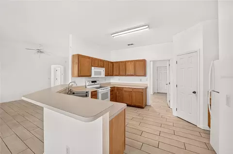 Kitchen - 5325 SW 129th Pl, Ocala, FL 34473 photo 1 of 5