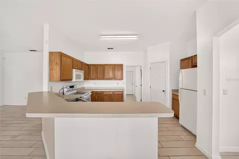 Kitchen - 5325 SW 129th Pl, Ocala, FL 34473 photo 2 of 5