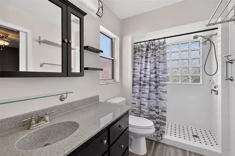 Bath - 217 Eastridge Dr, Eustis, FL 32726 photo 1 of 2
