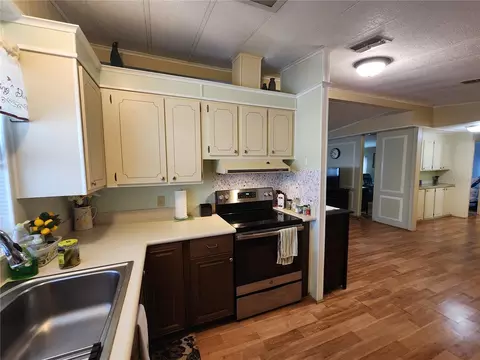 Kitchen - 66 Joppa Dr, Winter Haven, FL 33884 photo 3 of 3