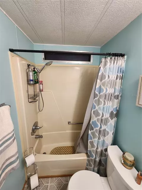Bath - 66 Joppa Dr, Winter Haven, FL 33884 photo 2 of 4