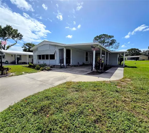 2430 Fairbluff Rd #1556, Zellwood, FL 32798