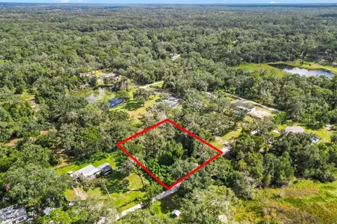 11 SW Nnn Sw 42nd Ter, Webster, FL 33597 photo 2