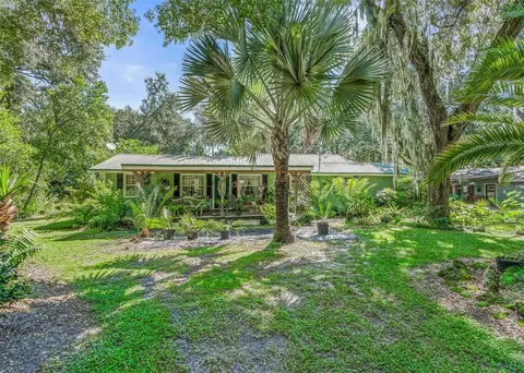 1295 N Us 301, Sumterville, FL 33585