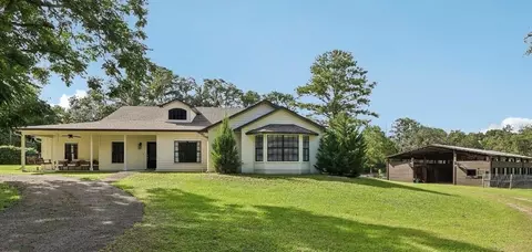 22301 Coronado Somerset Dr, Sorrento, FL 32776
