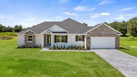 10720 Philips Landing Ct, Webster, FL 33597