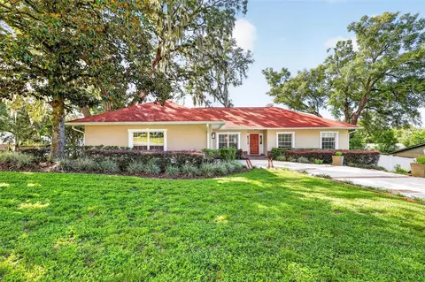 1812 Lake Francis Dr, Apopka, FL 32712