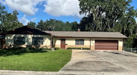 1332 Lee Ct, Leesburg, FL 34748