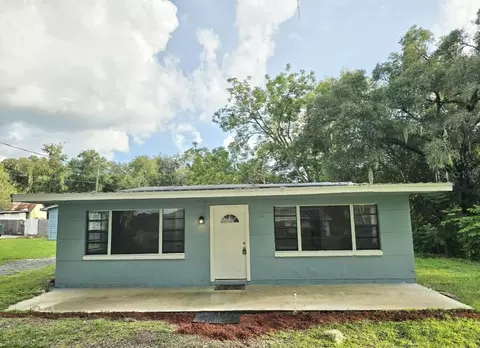 234 E Lady Lake Blvd, Lady Lake, FL 32159