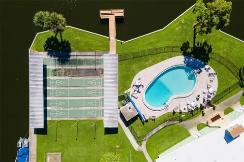 33 Cocos Plumosa Dr, Eustis, FL 32726 photo 9