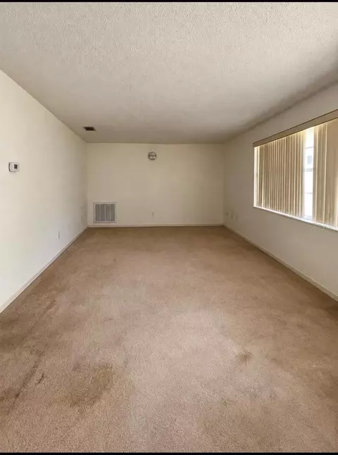 Living - 607 Ohio Blvd, Eustis, FL 32726 photo 1 of 2