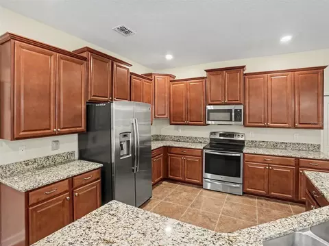 Kitchen - 2862 Captiva St, Clermont, FL 34711 photo 2 of 5