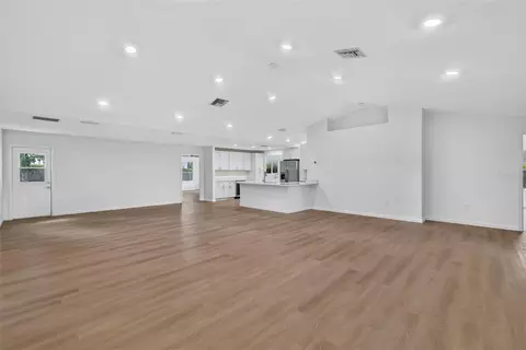 Living - 11041 SE 174th Loop, Summerfield, FL 34491 photo 2 of 6