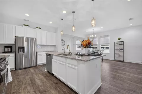 Kitchen - 2818 Bigleaf Maple Dr, Ocoee, FL 34761 photo 7 of 7